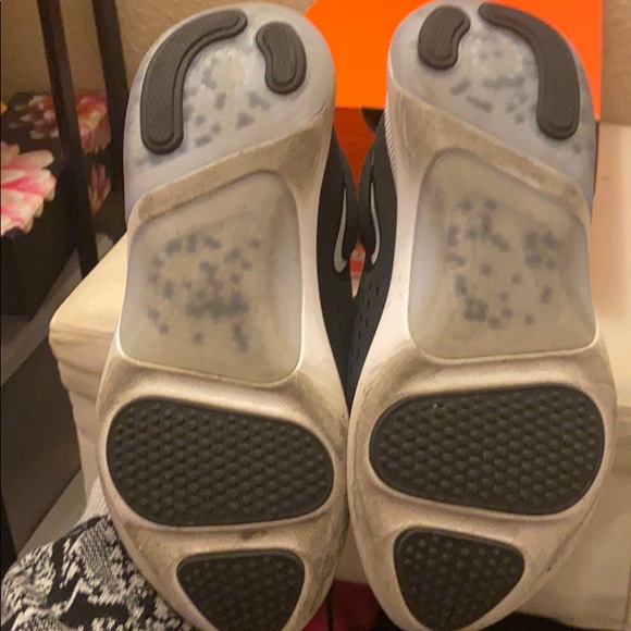 Nike JOYRIDE DUAL RUN black/white size 6 USA - Picture 3 of 4